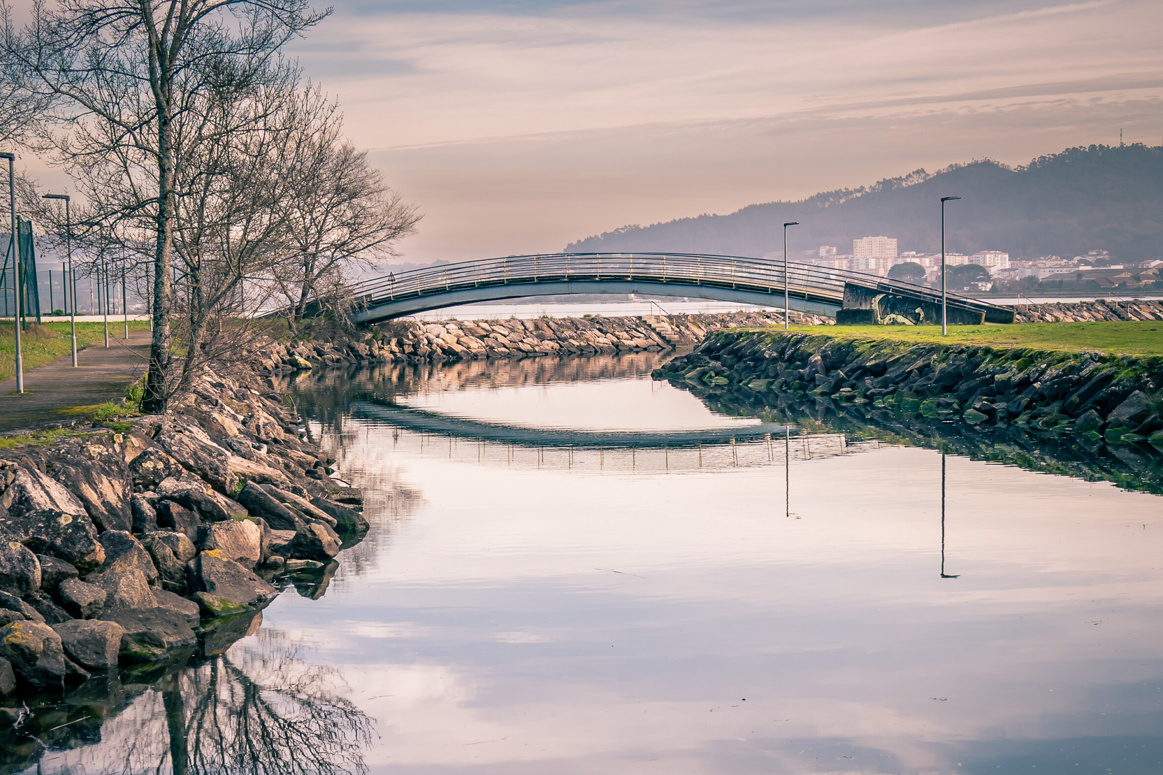 C&acirc;mara Municipal vai reabilitar estruturas met&aacute;licas na Ponte da Arga&ccedil;osa e Monumento ao 25 de Abril