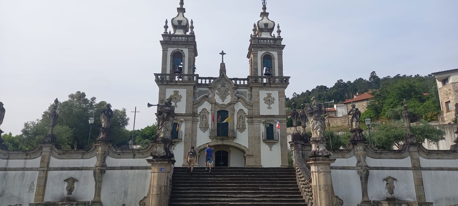 Caminhada  ao “Santuário do Senhor do Socorro”