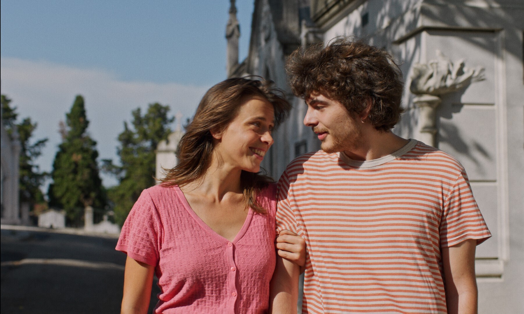 SESSÕES CINECLUBISTAS - A Vida Luminosa