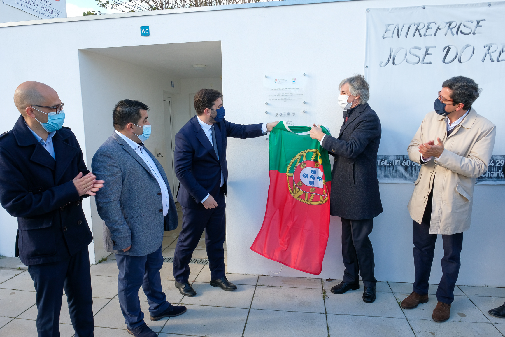 Ministro da Educação e Desporto inaugurou sintético e melhoria da eficiência energética no c...