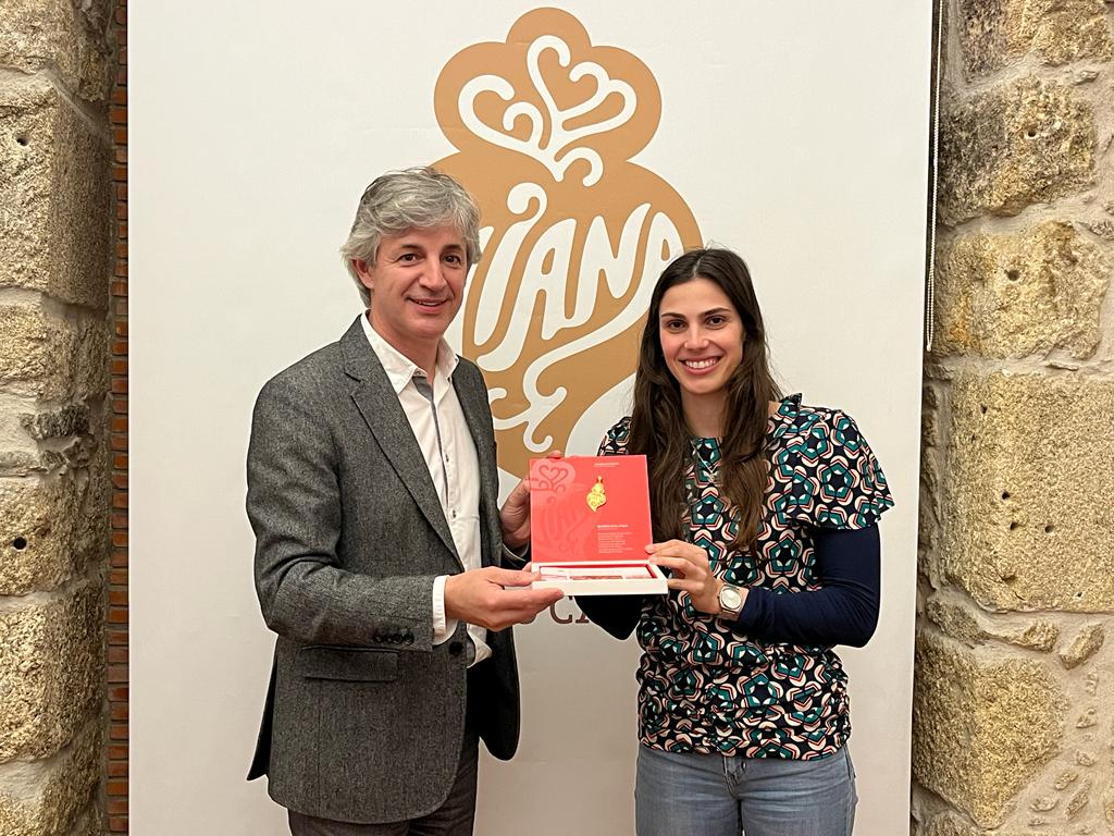 Campeã nacional 50 metros bruços Ana Pinho Rodrigues recebida na Câmara Municipal
