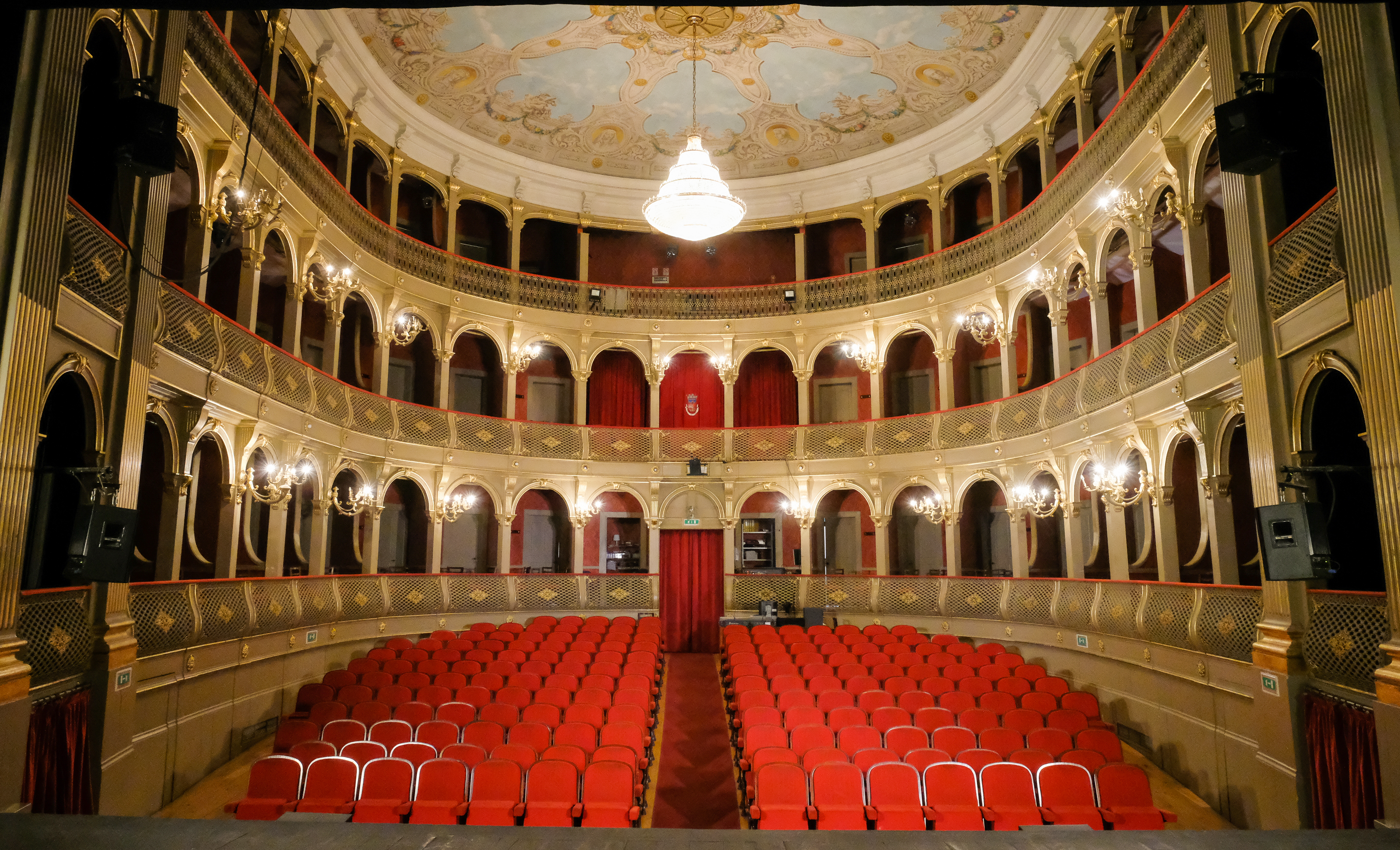 19480_abelo3459_2_teatro_sa_miranda