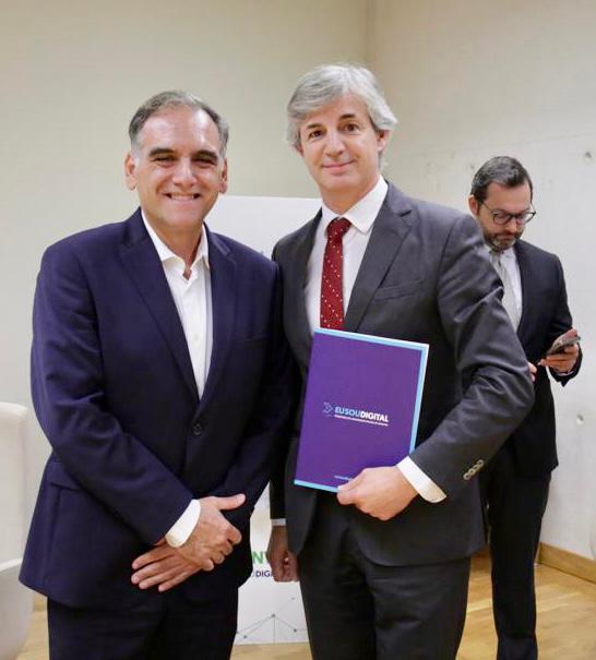 Presidente da Câmara assina protocolo para implementação do programa EUSOUDIGITAL em Viana do ...