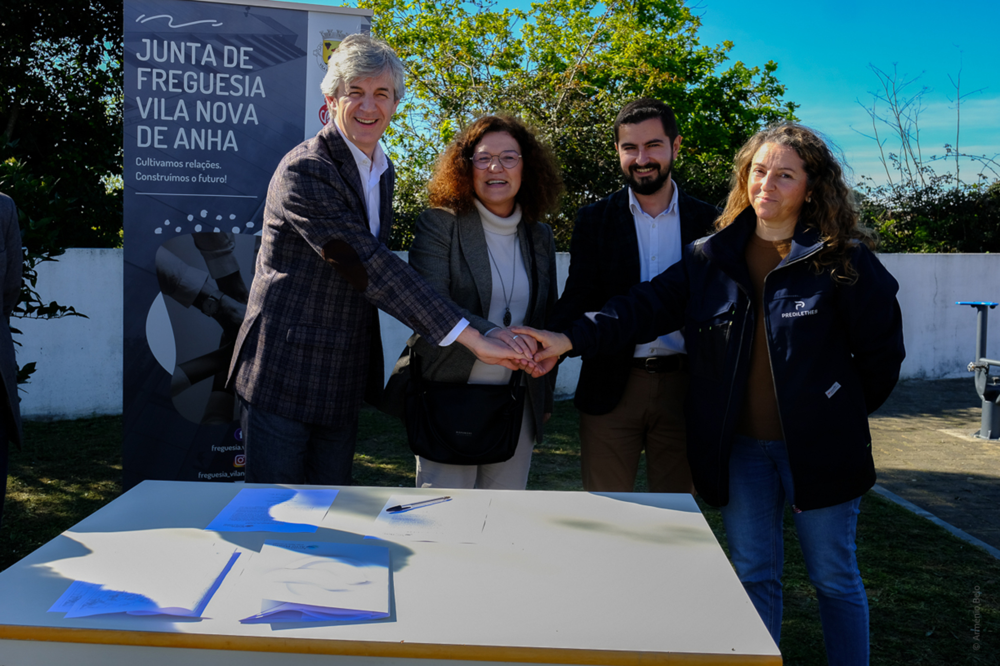 Avança remodelação das redes de águas residuais e pluviais e de abastecimento de água na Avenida do Cruzeiro de Vila Nova de Anha